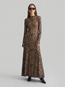 Ontre 2026SS New Elegant Leopard Print Digital Printed Long Sleeve Dress, Fitted Waist A-Line Silhouette, Suitable For Party, Holiday, Office, Wedding Guest, Vacation, Versatile Fashion Commuter Dress - Brown - View 4