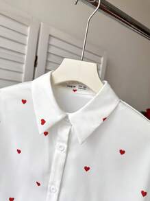 SHEIN Tween-Mädchen Lockere weiße Kurzarmbluse mit Herz-Print, geeignet für Frühling/Sommer, Frühlingsausflug, Country-Style, Tee im Garten, Lässig ausflüge, Valentinstag, passende Outfits für Mama und mich