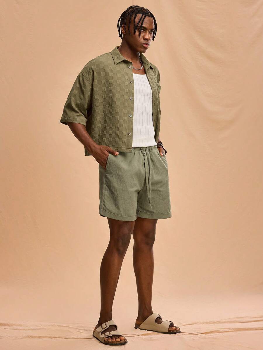 Forever 21 Men's Military Green Loose Cropped Box Shirt; Textured Fabric; Suitable For Spring And Summer Wear - Army Green - View 1