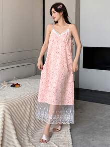 DAZY 甜美碎花蕾丝拼接细肩带女式睡袍睡衣