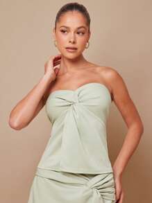 L'Amorae Women's Solid Color Twisted Bandeau Top, Fashionable - Green - View 3