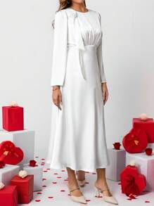 SHEIN Clasi 情人节，优雅女士白色长袖丝缎立体花卉褶皱收腰鱼尾下摆A字裙秋冬季适合各种场合 - 白色 - 查看 4