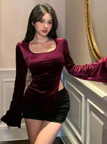 DAZY Camiseta de mujer con control de cintura de diseño primaveral nuevo con tela de terciopelo para otoño e invierno