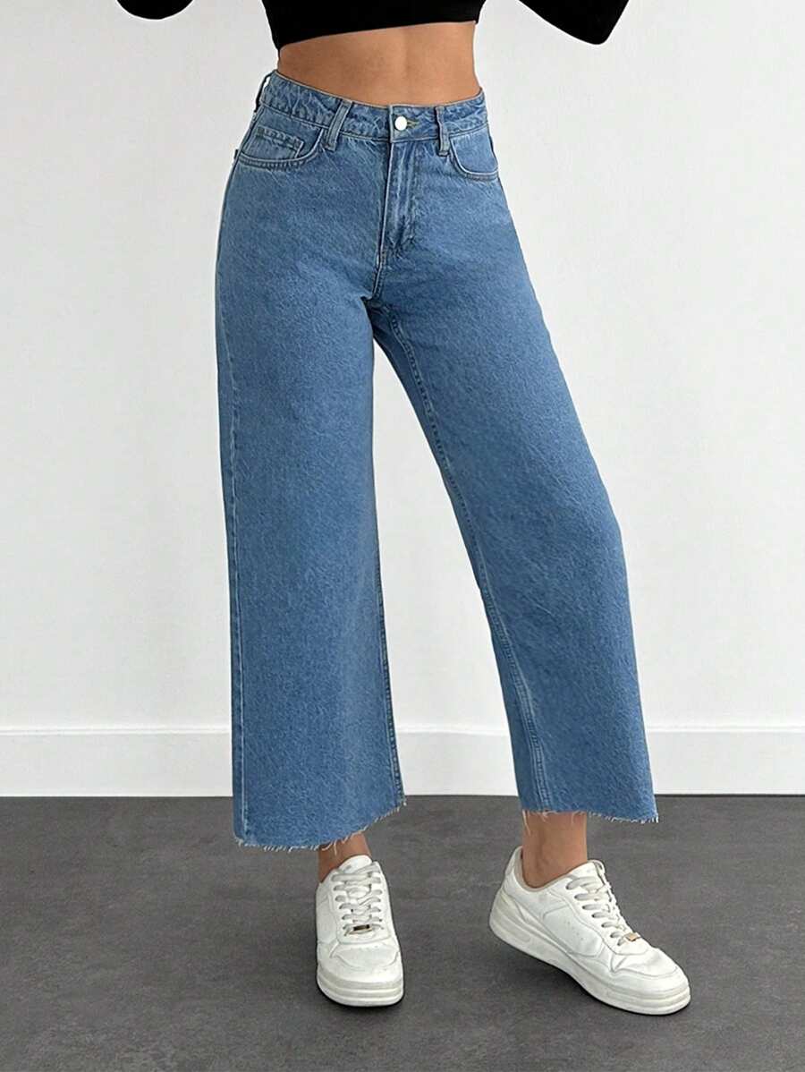 RueChic CASUAL HIGH WAIST CROPPED STRAIGHT JEANS - Medium Wash - View 1