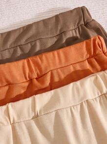 SHEIN Playful Pals Este conjunto de 3 piezas de pelele está diseñado bellamente con materiales de alta calidad, brindando total comodidad y conveniencia para bebés y niños pequeños. El conjunto incluye tres peleles, cada con diseños y detalles diferentes para satisfacer las diversas necesidades de uso de los bebés en diferentes ocasiones.