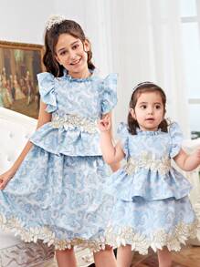 SHEIN Leap Crew Babygirl 优雅可爱花卉印花吊带上衣和迷你裙套装，夏季 - 藍色 - 查看 1