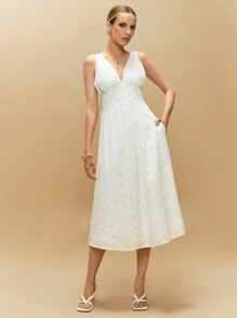 Poéselle Đầm midi hở lưng không tay cổ chữ V thêu và khoét dành cho nữ, Đầm maxi ôm hở lưng khoét sâu chữ V thanh lịch, thích hợp cho vũ hội, tiệc cocktail, đám cưới, trang phục mùa hè và mùa xuân, váy trang trọng, váy cưới - trắng - Xem 3