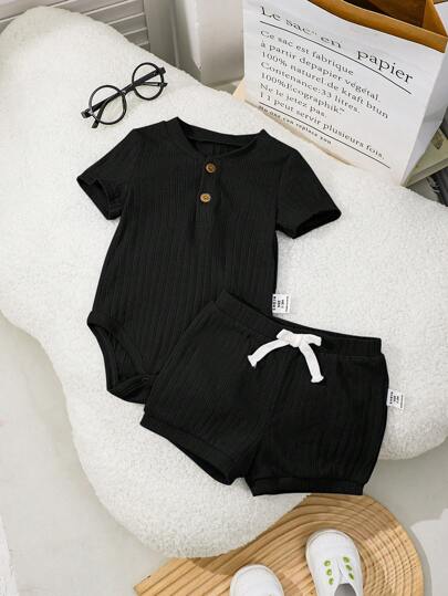 Newborn Baby Boy/Girl Soft & Comfortable Short Sleeve Bodysuit And Shorts Set