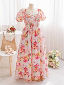 Soleia Robe maxi à manches bouffantes, col carré, à imprimé floral romantique, pour femmes grandes tailles. Style vacances de printemps
