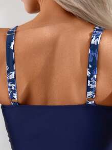 Swim Lushoire 春假女士海滩度假花卉印花短款上衣和比基尼两件套