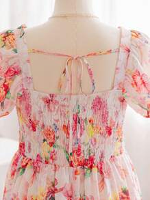 Soleia Robe maxi à manches bouffantes, col carré, à imprimé floral romantique, pour femmes grandes tailles. Style vacances de printemps