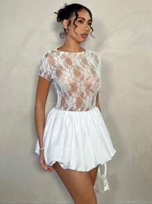 SHEIN BAE 女士白色纯色派对/约会夜/派对迷你连衣裙，性感透明优雅蕾丝拼布泡泡下摆短袖紧身连衣裙，情人节约会夜连衣裙，伴娘毕业返校连衣裙