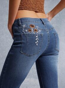 WESTFADE Mid Rise Summer Western Floral Embroidered Back Pocket Denim Flare Jeans Country Music Festival