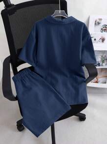 SHEIN Teen Boy Casual Vacation Wave Pattern Loose Collared Short Sleeve Shirt And Shorts 2 Pieces Set