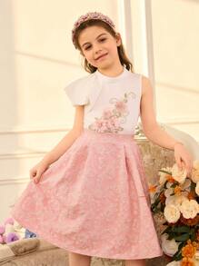 SHEIN 年轻女孩优雅缎面荷叶边袖上衣和提花裙套装，适合春夏日常穿着、派对和聚会，展现年轻女孩的优雅和气质