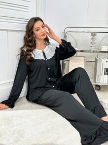 Conjunto de pijama de mujer con volantes y encaje romántico