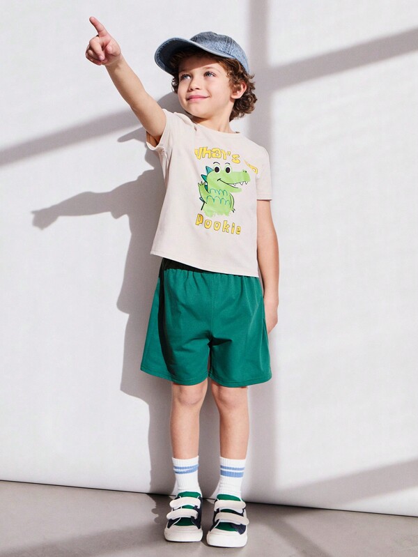 THE HAPPY LOOK Set de tricou și pantaloni verzi, cu model desenat manual, cu crocodil de desene animate pentru tineri