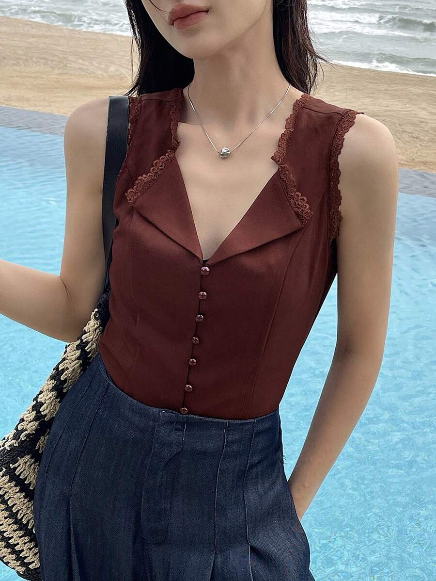 DAZY Áo ba lỗ/áo hai dây không tay thêu nút viền ren thời trang mùa hè dành cho nữ, quần áo trở lại trường - Màu Đỏ Sâu - Xem 1