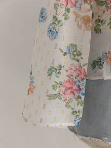 Soleia Plus Size Women Floral Print Chiffon Romantic V-Neck Flare Sleeve Blouse Top - Multicolor - View 3