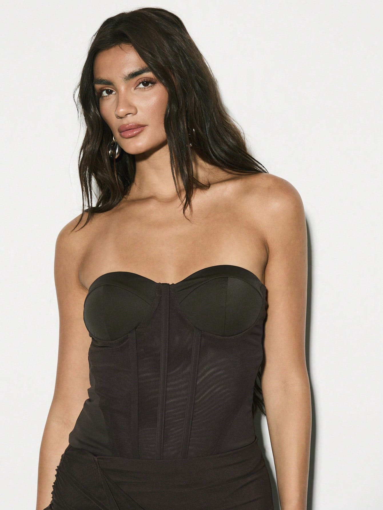 KIZN Structured Strapless Corset Top With Mesh Panel Details