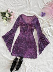 Soleia Váy mini họa tiết hoa cổ điển cho nữ, tay dài, viền bất đối xứng, có chi tiết xếp nếp, vải lưới dệt kim - Màu tím - Xem 4