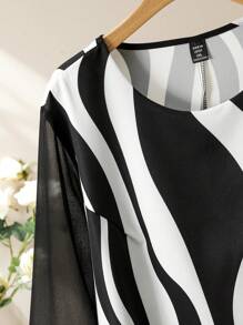 Lacomfia Elegant Floral Digital Print Plus Size Blouse - Black and White - View 5