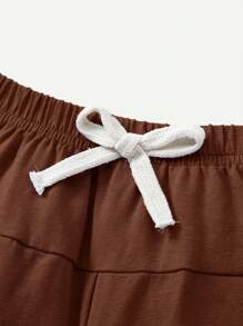 Cozy Pixies Bộ 2 món/bộ áo thun cổ tròn tay ngắn màu tương phản cho bé trai/gái và quần short thể thao - Nhiều màu - Xem 6