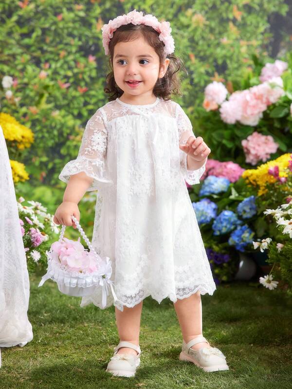 SHEIN Baby Girl Summer Cute & Elegant White Lace Ruffle Bow Decor Mini Dress
