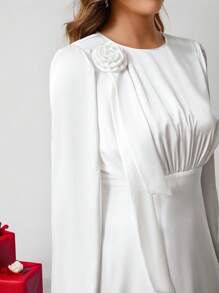 SHEIN Clasi 情人节，优雅女士白色长袖丝缎立体花卉褶皱收腰鱼尾下摆A字裙秋冬季适合各种场合 - 白色 - 查看 5