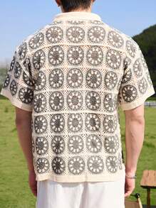 Manfinity CasualKnits 男士花卉图案单排扣休闲钩针镂空宽松针织上衣短袖男士夏季衣服男士衬衫套装 - 彩色 - 查看 3