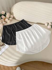 SHEIN Essnce 大码女士时尚夏季服装女士沙滩装女士健身套装女士商务休闲女士休闲通勤运动遮瑕尴尬线条纹和白色短臀帘裙 2 件套 - 黑與白 - 查看 2