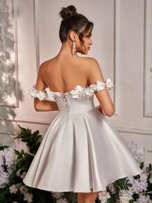 SHEIN Belle Vestido elegante y romántico de encaje con flores 3D en blanco, apropiado para cena, fiesta, cita, vacaciones, boda, evento, vuelta al colegio, graduación, ducha nupcial. Vestido blanco de graduación, vestido de novia - Blanco - Ver 7