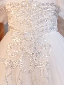 SHEIN Glamorique Kids 4 季女孩可爱度假和婚礼派对礼服，优质白色网眼花童宴会礼服，刺绣蓬松公主礼服 - 白色 - 查看 4