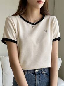 DAZY 休闲简约撞色边饰圆领短袖 T 恤 - 杏色 - 查看 2