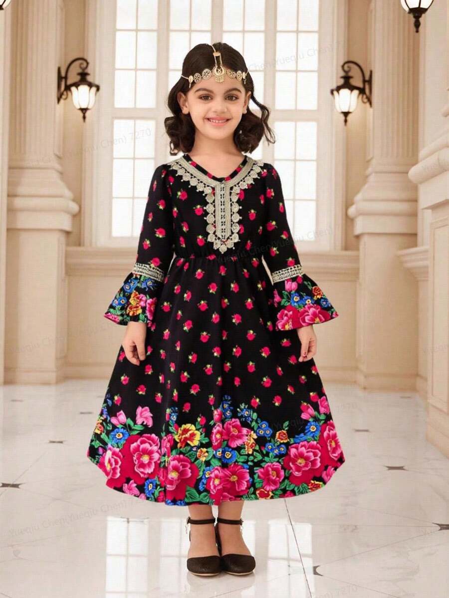 适合年轻女孩的花卉印花 V 领喇叭袖连衣裙 - 黑色 - 查看 1