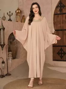 Al Najma 女士蝙蝠印花褶饰宽松束腰连衣裙 - 卡其色 - 查看 4