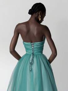 SHEIN Belle Elegante vestido de noche de tul verde bosque con escote con profunda abertura en V, detalles de lujo con cuentas y bajo asimétrico, con lazo ajustable en la espalda. Vestido de fiesta, invitada de boda, vestido formal, vestido de noche. - Verde - Ver 7
