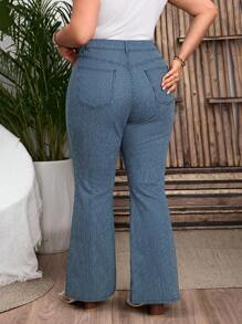 SHEIN LUNE Jeans acampanados informales talla grande con rayas y efecto desgastado