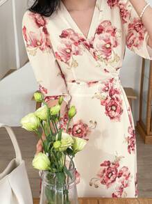 DAZY Rochie elegantă și feminină din șifon cu flori mari pentru femei, ținute de vacanță cu imprimeu floral, stil boho - roșu - Vizualizare 7