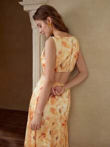 MOTF Kleid mit floralem Muster und Ausschnitten