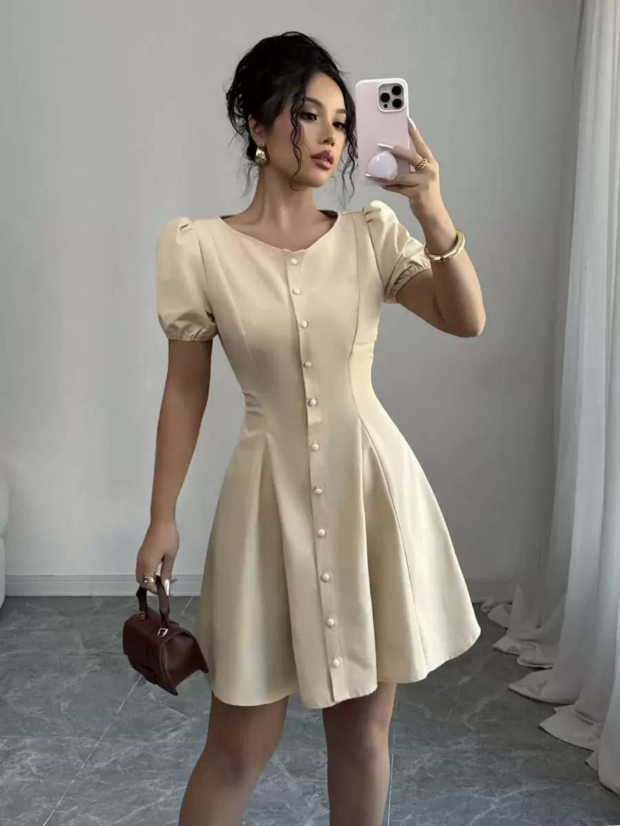 SHEIN Elenzya Váy suông tay bồng màu trơn đơn giản giản dị cài nút - Màu be - Xem 1