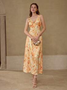 MOTF Kleid mit floralem Muster und Ausschnitten