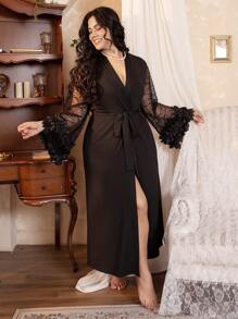 Plus Size Long Floral Lace Trim Mesh Insert Robe - Black - View 4