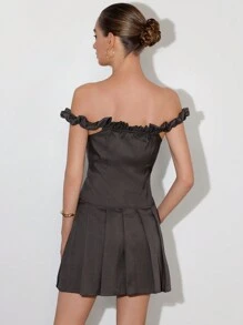 Aveloria GENKIRA 2pcs Set Women Romantic Ruffled Off Shoulder Blouse & Pleated A-Line Skirt, Elegant Academic Style - Grey - View 2