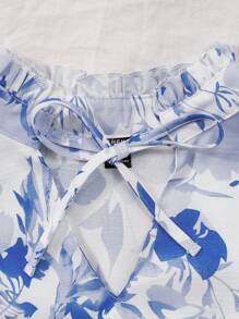 1 pieza Blusa casual de mujer con cuello mao, manga con volantes, dobladillo con volantes, cordón ajustable, estampado digital de hojas y flores en textura tejida de bambú, adecuada para salir y vacaciones en la playa (se vende por separado en sets de 3)