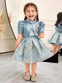 SHEIN 2 件套女婴套装：可爱领口贴花衬衫和提花裙 - 藍色 - 查看 8