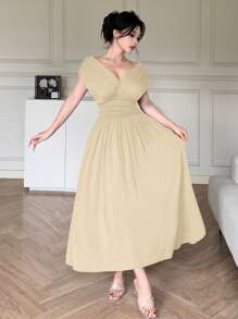 DAZY Solid Color V-Neck Ruched Sleeveless Women's Mid-Length Dress Prom Dress Elegant Sundress - Apricot - View 4