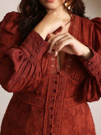 Anewsta فستان طويل أنيق بياقة على شكل حرف V بأكمام طويلة وتنورة مجعدة مخرم الحافة بخصر ممسوك، مناسب للمناسبات والخروجات والإجازات للنساء