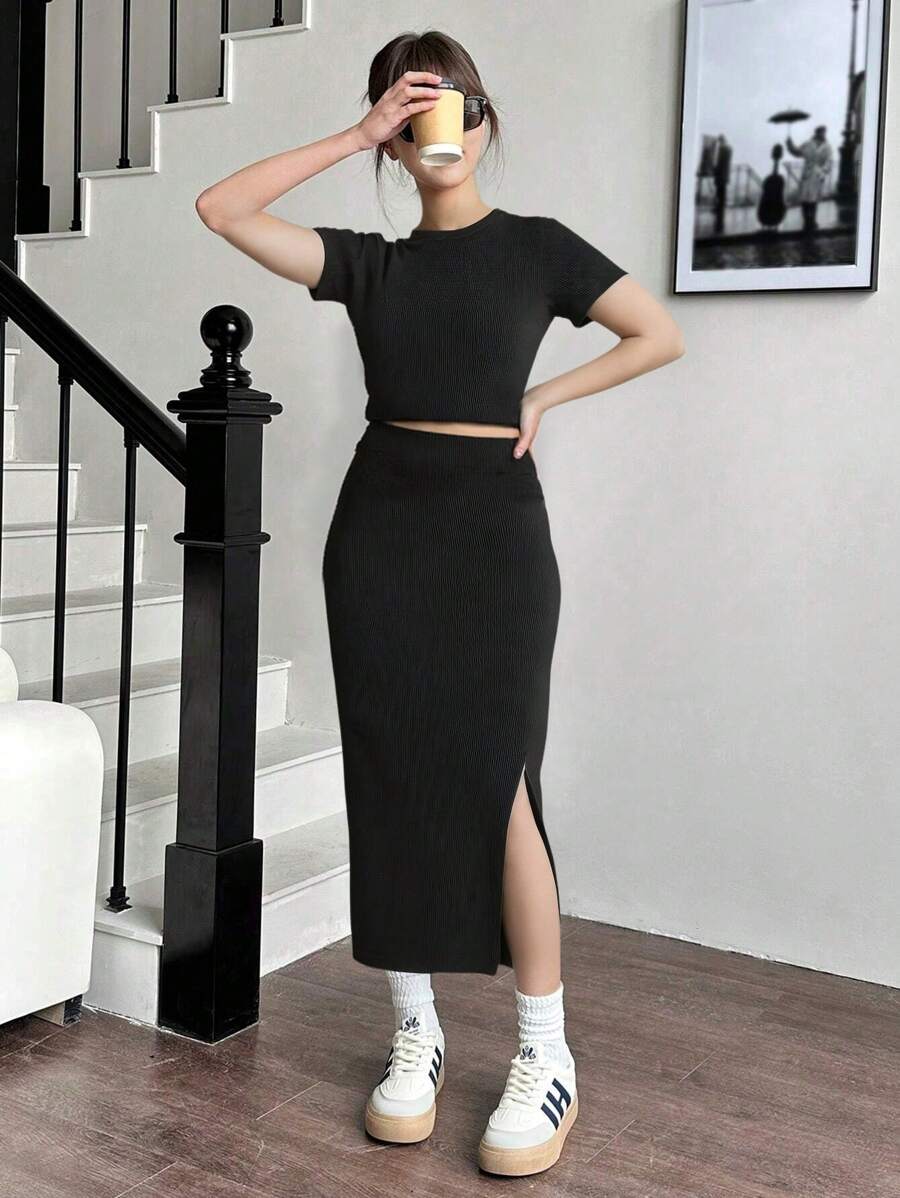 SHEIN Sparklyn 2pcs/Set Teenage Girls Striped Knit Cropped Top & Long Pleated Skirt Casual Outfit, Daily Casual Wear Summer Holiday