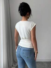 Elenzga 优雅法式度假褶皱蝴蝶结奶油黄色女式 T 恤 - 米色 - 查看 2